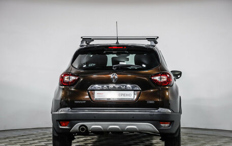 Renault Kaptur I рестайлинг, 2018 год, 1 699 000 рублей, 6 фотография