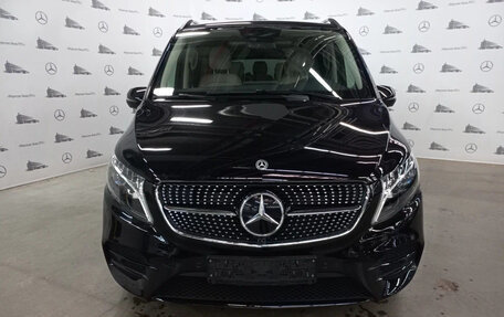 Mercedes-Benz V-Класс, 2023 год, 13 750 000 рублей, 4 фотография
