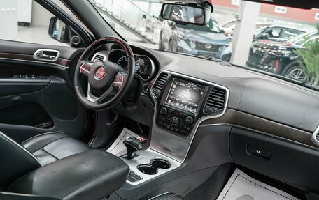 Jeep Grand Cherokee, 2013 год, 1 890 000 рублей, 10 фотография