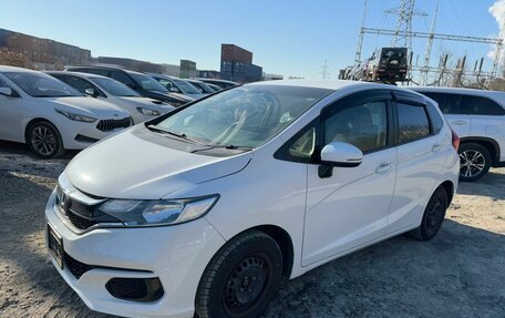 Honda Fit III, 2019 год, 1 200 000 рублей, 10 фотография
