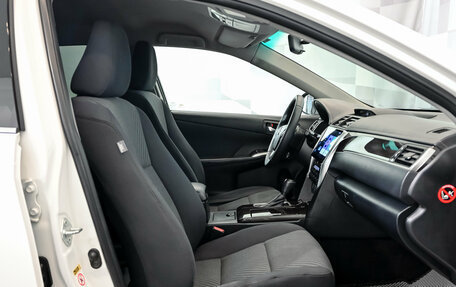 Toyota Camry, 2016 год, 1 800 000 рублей, 10 фотография