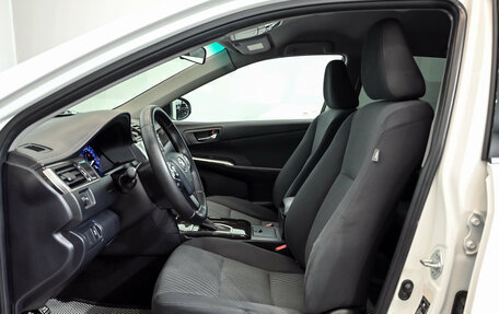 Toyota Camry, 2016 год, 1 800 000 рублей, 9 фотография