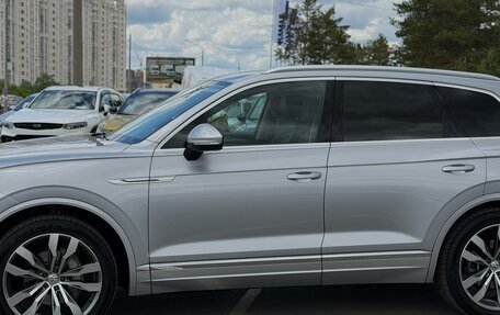 Volkswagen Touareg III, 2019 год, 3 799 999 рублей, 2 фотография