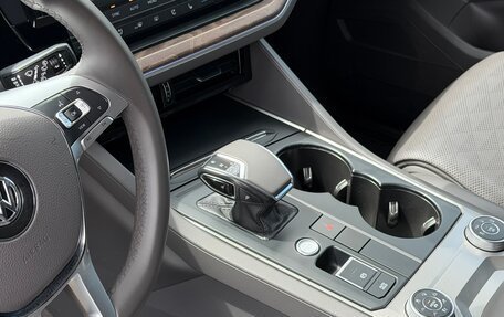 Volkswagen Touareg III, 2019 год, 3 799 999 рублей, 11 фотография