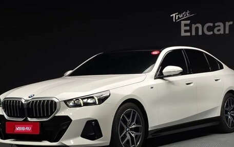 BMW 5 серия, 2025 год, 6 600 000 рублей, 1 фотография