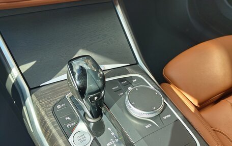 BMW 3 серия, 2019 год, 3 800 000 рублей, 11 фотография