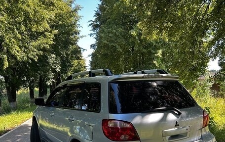 Mitsubishi Outlander III рестайлинг 3, 2006 год, 800 000 рублей, 6 фотография