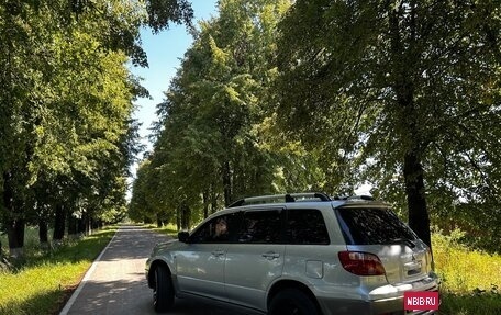 Mitsubishi Outlander III рестайлинг 3, 2006 год, 800 000 рублей, 5 фотография
