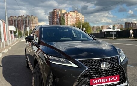 Lexus RX IV рестайлинг, 2022 год, 5 200 000 рублей, 2 фотография