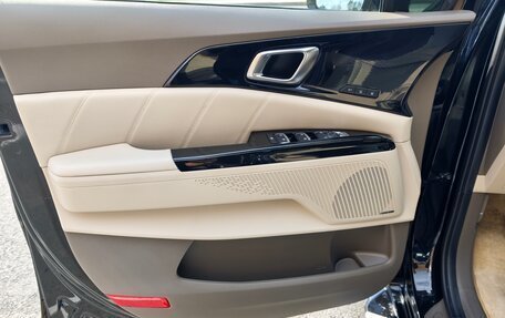 KIA Carnival, 2022 год, 5 500 000 рублей, 18 фотография