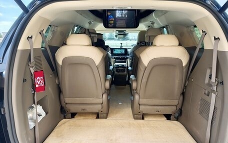 KIA Carnival, 2022 год, 5 500 000 рублей, 20 фотография