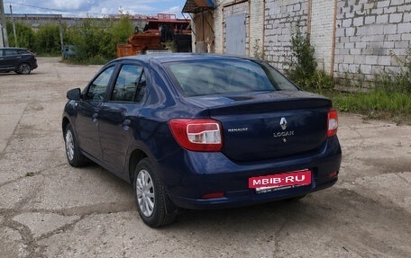 Renault Logan II, 2018 год, 820 000 рублей, 3 фотография