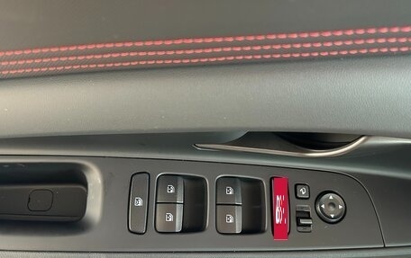 Hyundai Elantra, 2023 год, 2 191 000 рублей, 29 фотография