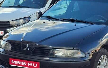 Mitsubishi Carisma I, 2002 год, 350 000 рублей, 3 фотография