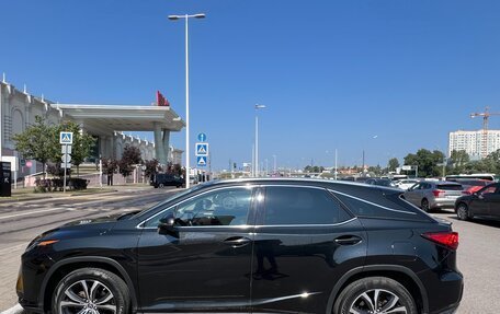 Lexus RX IV рестайлинг, 2019 год, 3 690 000 рублей, 2 фотография