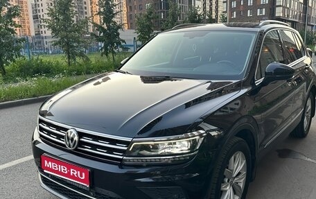Volkswagen Tiguan II, 2017 год, 2 300 000 рублей, 1 фотография