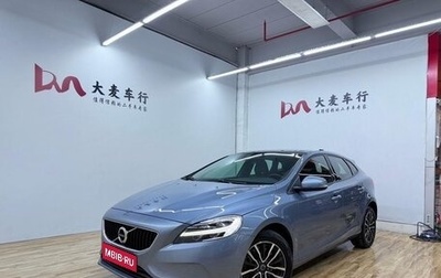 Volvo V40 II рестайлинг, 2019 год, 1 040 000 рублей, 1 фотография