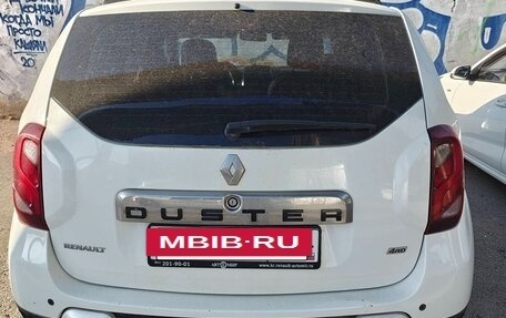 Renault Duster I рестайлинг, 2017 год, 750 000 рублей, 4 фотография
