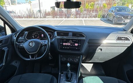 Volkswagen Tiguan II, 2017 год, 2 300 000 рублей, 9 фотография
