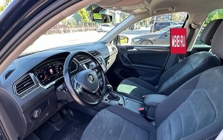 Volkswagen Tiguan II, 2017 год, 2 300 000 рублей, 13 фотография