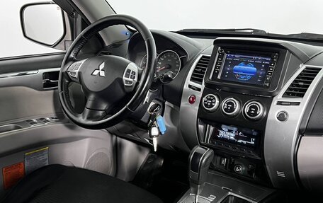 Mitsubishi Pajero Sport II рестайлинг, 2013 год, 1 450 000 рублей, 13 фотография