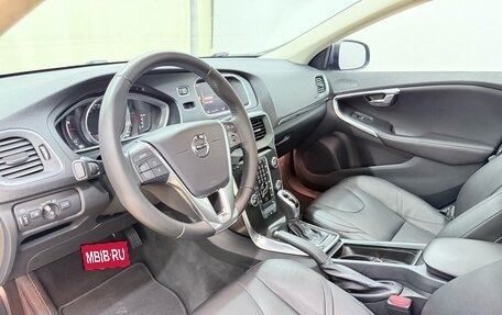 Volvo V40 II рестайлинг, 2019 год, 1 040 000 рублей, 11 фотография