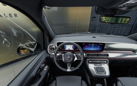 Mercedes-Benz V-Класс, 2026 год, 14 870 000 рублей, 17 фотография