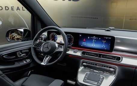Mercedes-Benz V-Класс, 2026 год, 14 870 000 рублей, 16 фотография