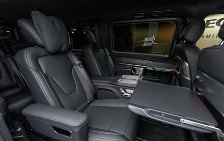 Mercedes-Benz V-Класс, 2026 год, 14 870 000 рублей, 33 фотография