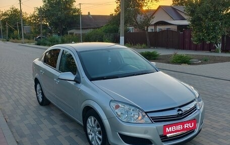 Opel Astra H, 2008 год, 570 000 рублей, 3 фотография