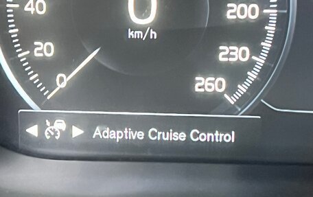 Volvo XC60 II, 2018 год, 320 000 рублей, 14 фотография