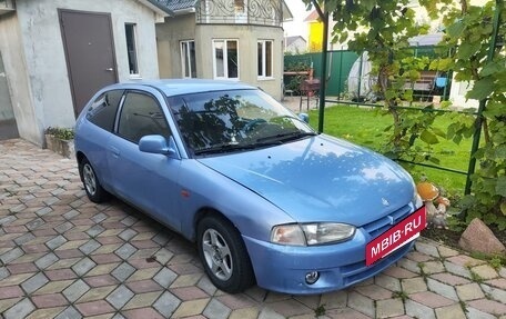 Mitsubishi Colt VI рестайлинг, 2000 год, 190 000 рублей, 2 фотография