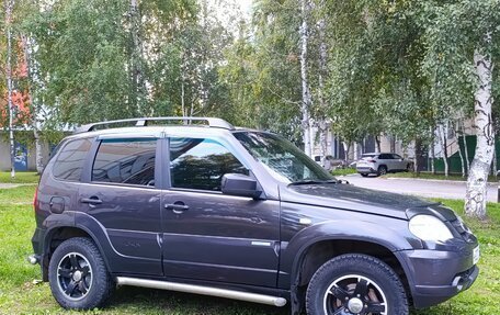 Chevrolet Niva I рестайлинг, 2013 год, 520 000 рублей, 2 фотография