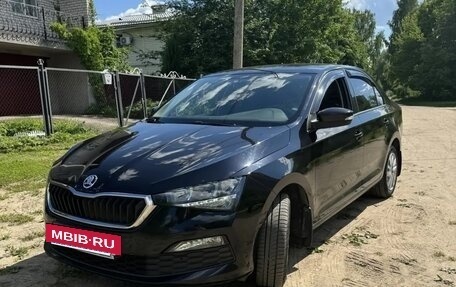 Skoda Rapid II, 2021 год, 1 700 000 рублей, 2 фотография