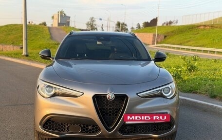 Alfa Romeo Stelvio, 2019 год, 3 750 000 рублей, 2 фотография