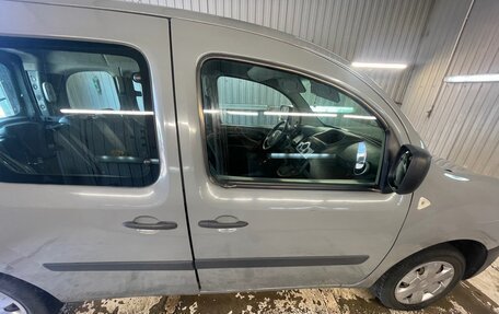 Renault Kangoo II рестайлинг, 2012 год, 550 000 рублей, 14 фотография