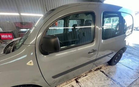 Renault Kangoo II рестайлинг, 2012 год, 550 000 рублей, 11 фотография