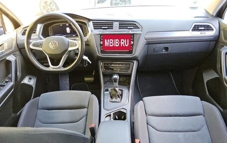 Volkswagen Tiguan II, 2022 год, 2 775 000 рублей, 7 фотография