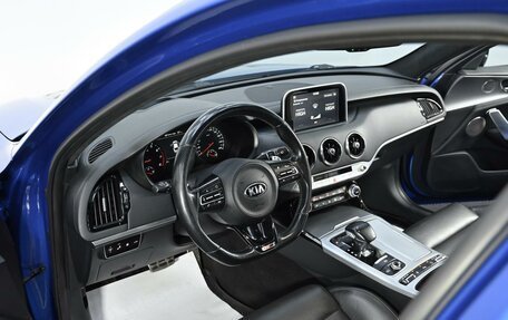 KIA Stinger I, 2018 год, 2 065 000 рублей, 6 фотография