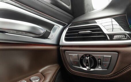 BMW 7 серия, 2021 год, 7 899 000 рублей, 16 фотография