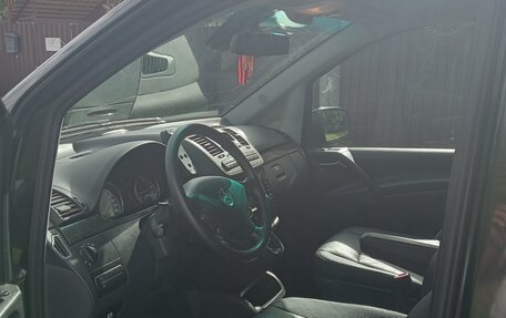 Mercedes-Benz Viano, 2010 год, 2 000 000 рублей, 12 фотография