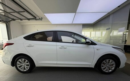 Hyundai Solaris II рестайлинг, 2018 год, 1 055 000 рублей, 5 фотография