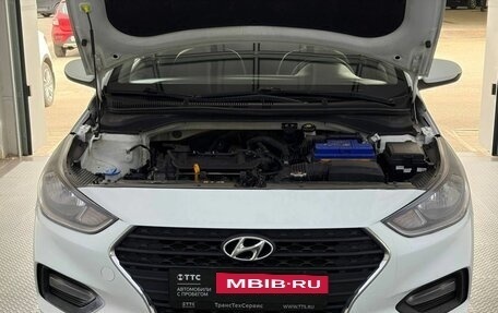 Hyundai Solaris II рестайлинг, 2018 год, 1 055 000 рублей, 11 фотография