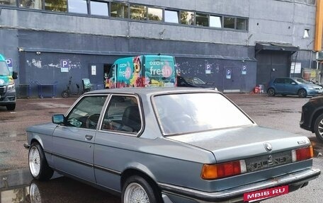 BMW 3 серия, 1982 год, 245 000 рублей, 6 фотография