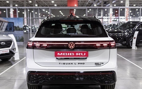 Volkswagen Tiguan, 2025 год, 4 890 000 рублей, 7 фотография