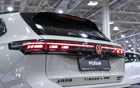 Volkswagen Tiguan, 2025 год, 5 050 000 рублей, 10 фотография