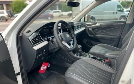 Volkswagen Tiguan II, 2023 год, 3 750 000 рублей, 9 фотография