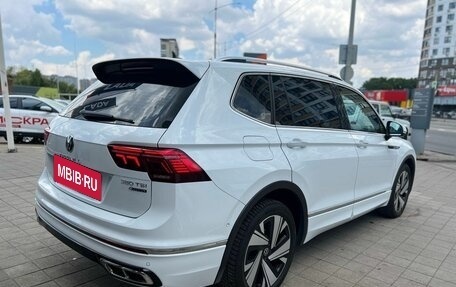 Volkswagen Tiguan II, 2023 год, 3 750 000 рублей, 5 фотография