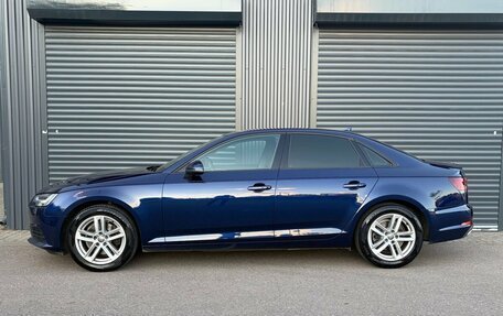 Audi A4, 2018 год, 1 890 000 рублей, 10 фотография