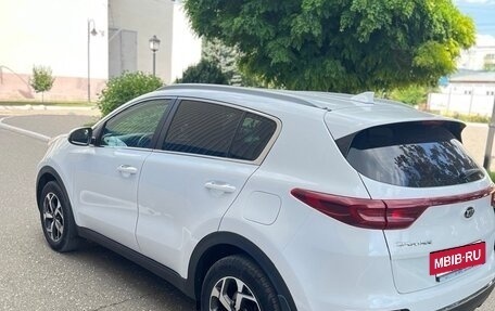 KIA Sportage IV рестайлинг, 2020 год, 2 490 000 рублей, 6 фотография